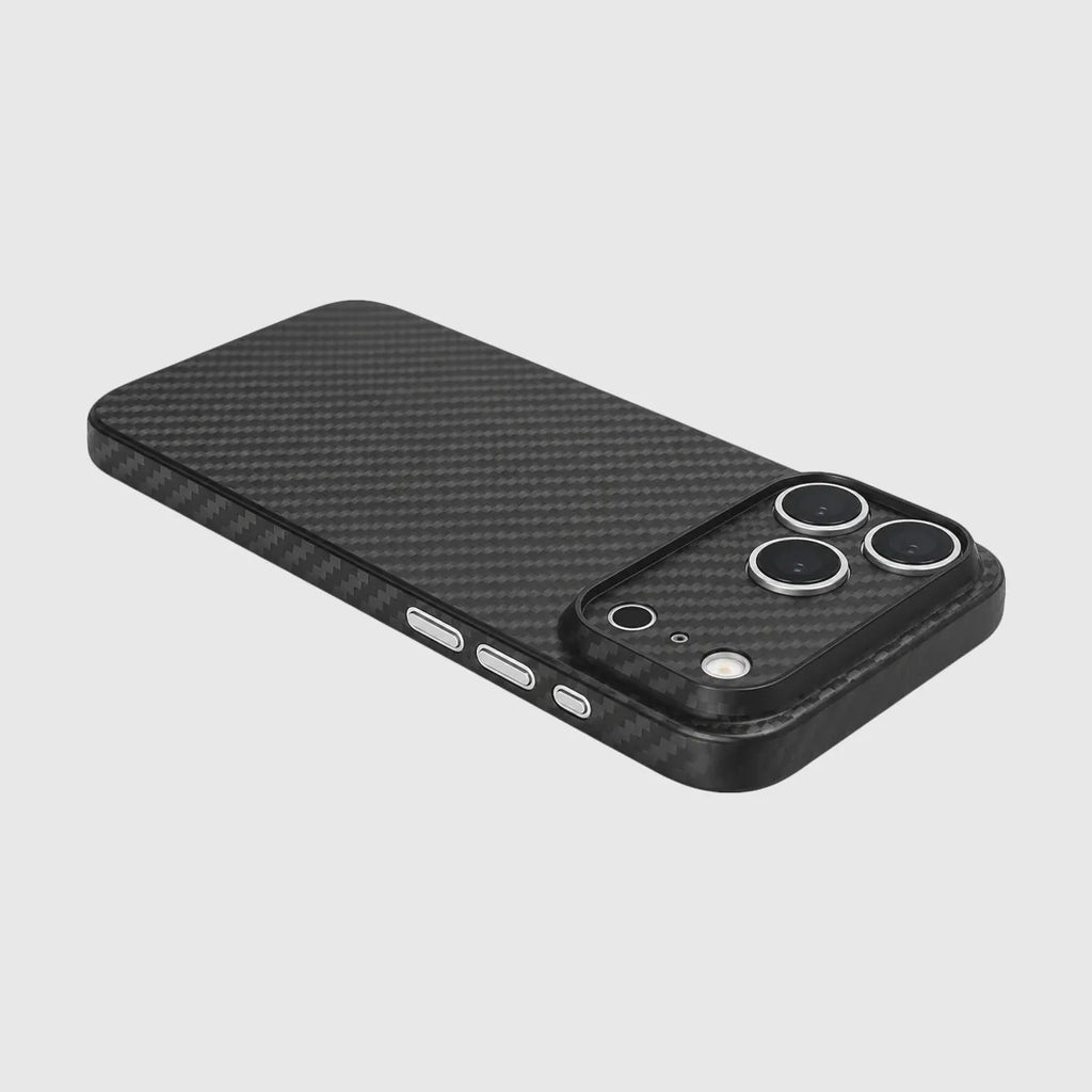 Sleek Carbon Fiber Case for iPhone 18 Pro Max